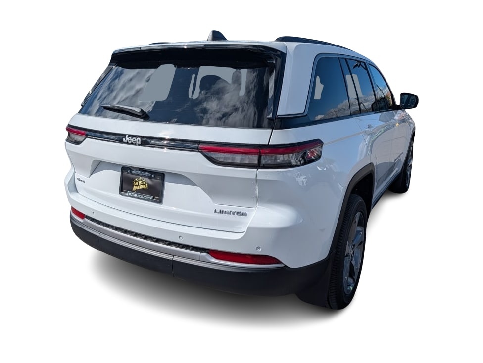Thumbnail: 2026 Jeep Grand Cherokee - 18