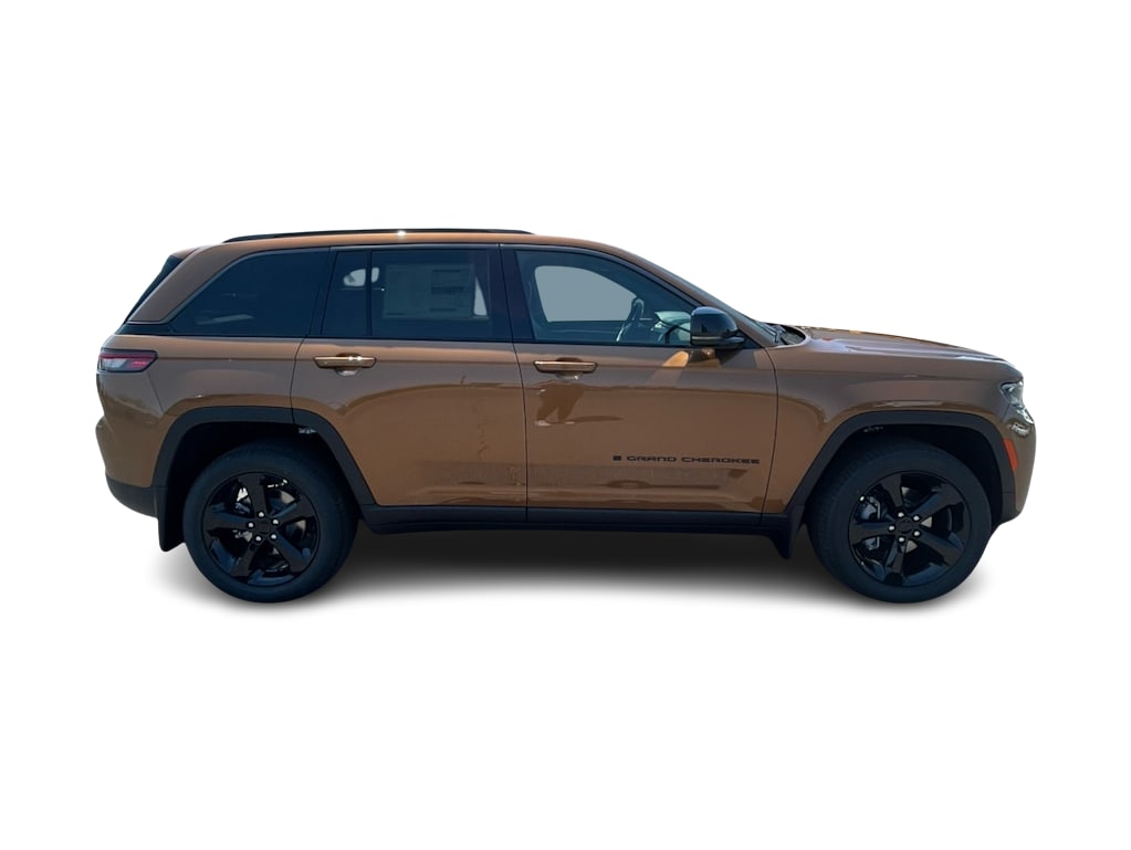 Thumbnail: 2026 Jeep Grand Cherokee - 13