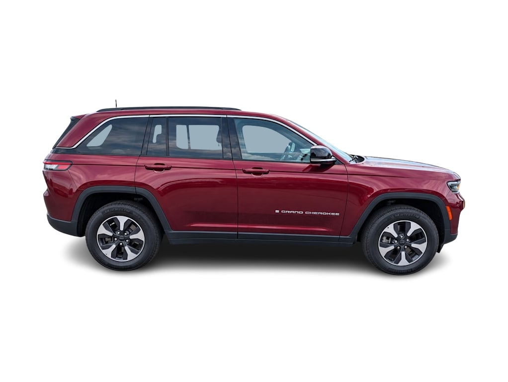 Thumbnail: 2024 Jeep Grand Cherokee - 10