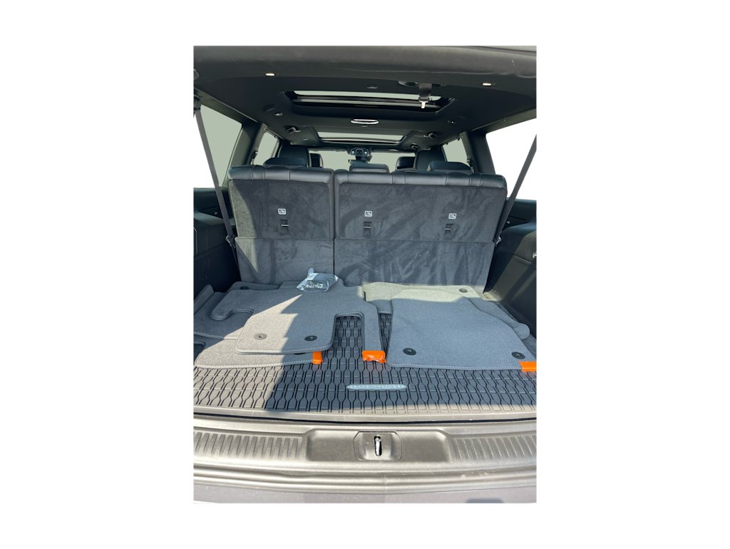 Thumbnail: 2026 Jeep Grand Wagoneer L - 12