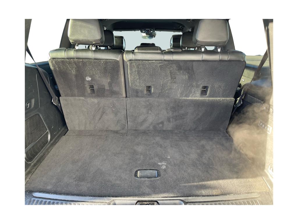 Thumbnail: 2023 Jeep Wagoneer - 15