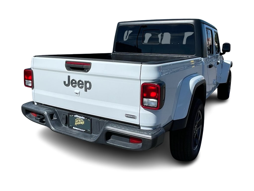 Thumbnail: 2023 Jeep Gladiator - 17