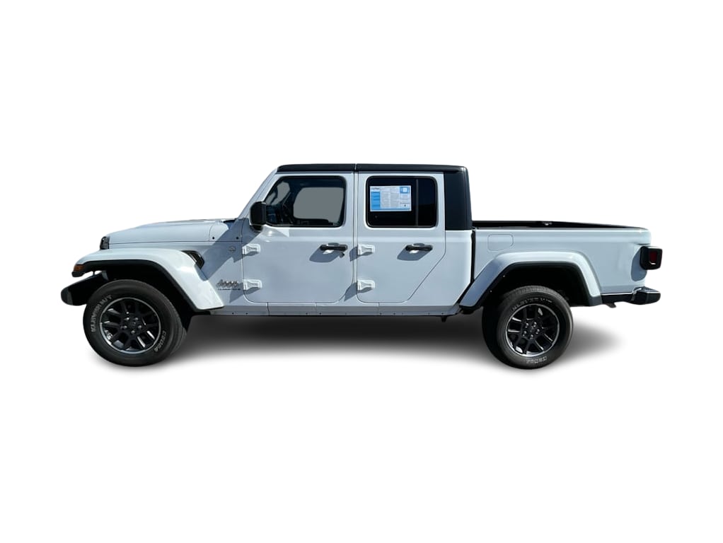 Thumbnail: 2023 Jeep Gladiator - 3