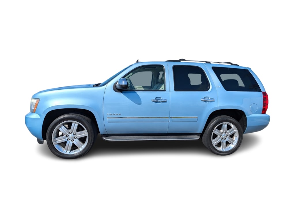 Thumbnail: 2011 Chevrolet Tahoe - 3