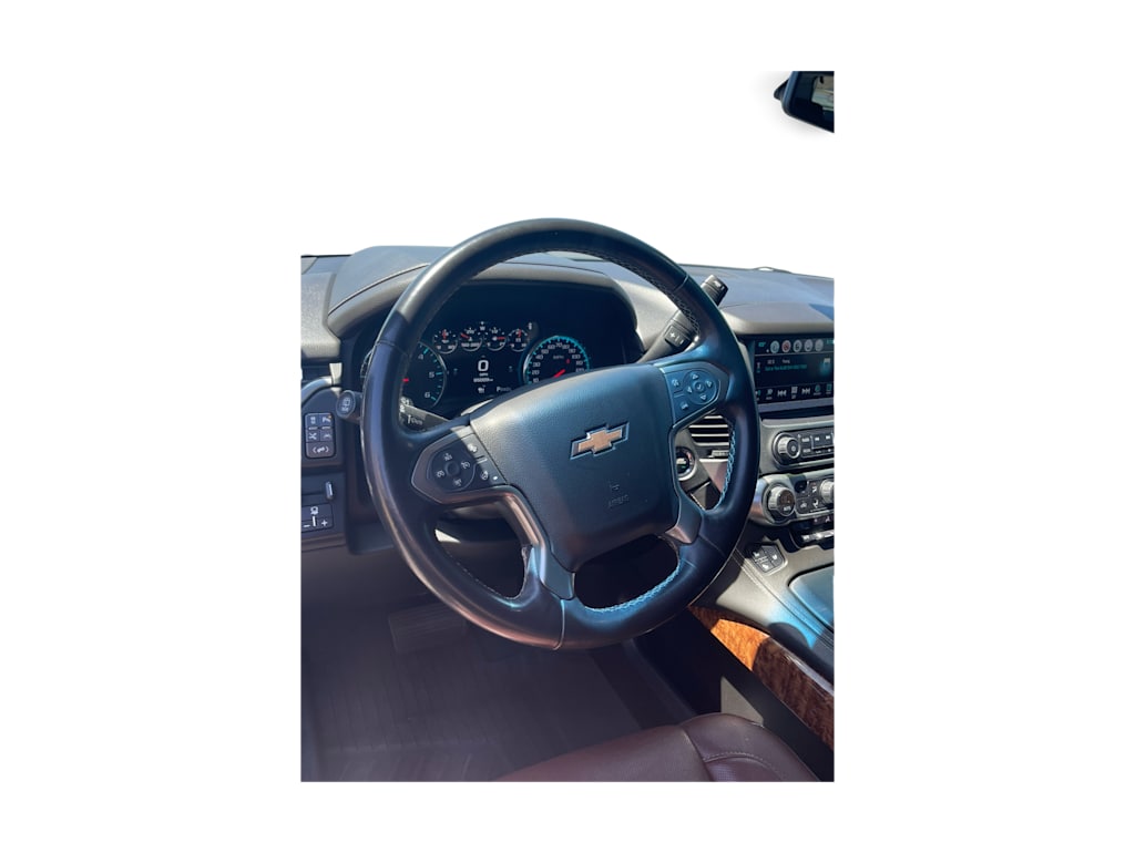 Thumbnail: 2019 Chevrolet Tahoe - 4