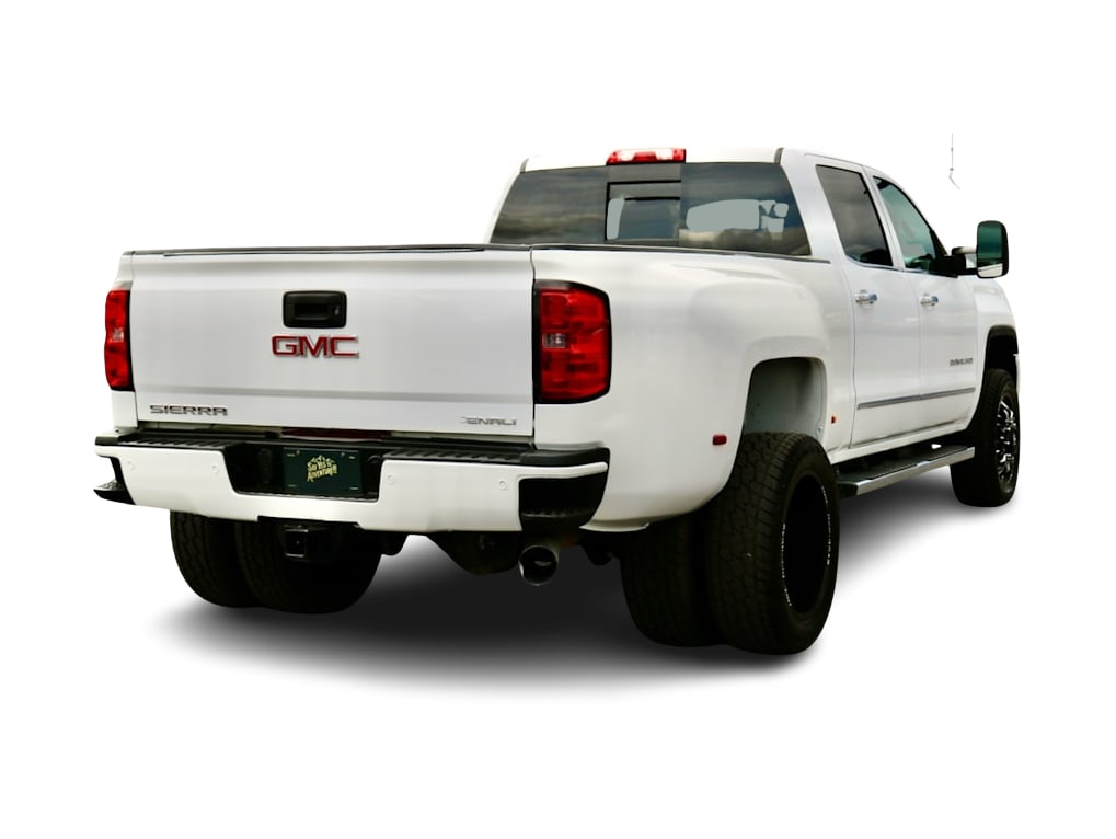 Thumbnail: 2015 GMC Sierra 3500 - 17