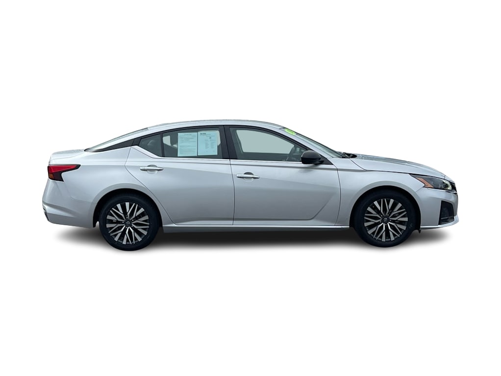 Thumbnail: 2024 Nissan Altima - 14