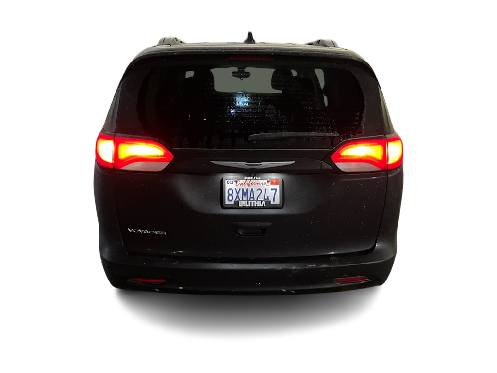 Thumbnail: 2020 Chrysler Voyager - 2