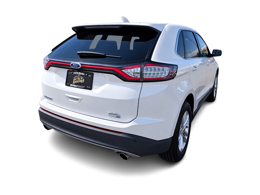 Thumbnail: 2017 Ford Edge - 11