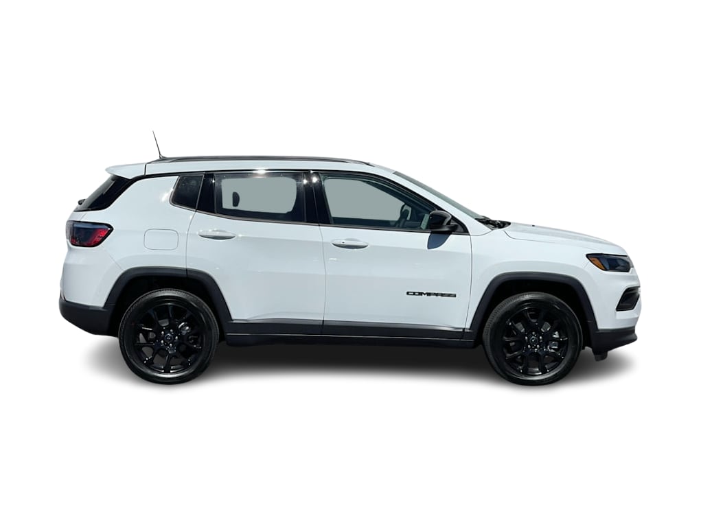 Thumbnail: 2025 Jeep Compass - 18