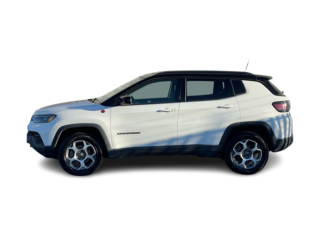 Thumbnail: 2022 Jeep Compass - 3