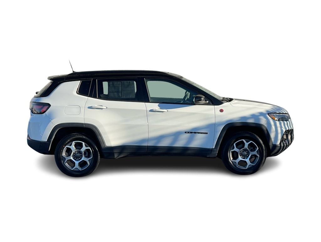Thumbnail: 2022 Jeep Compass - 18