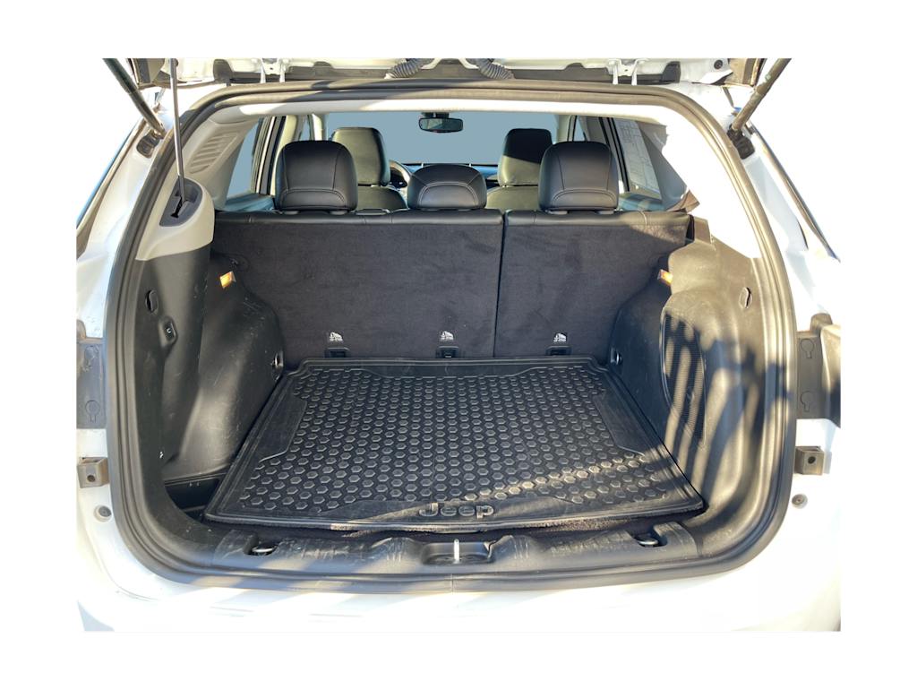 Thumbnail: 2022 Jeep Compass - 17