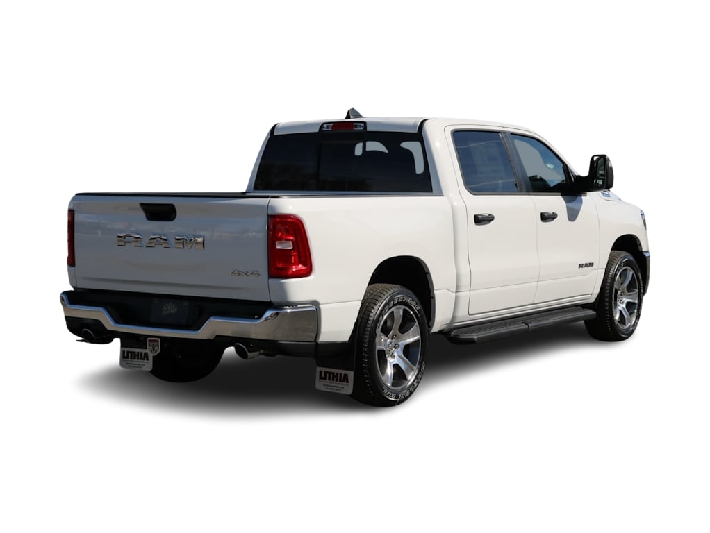 Thumbnail: 2026 RAM 1500 - 17