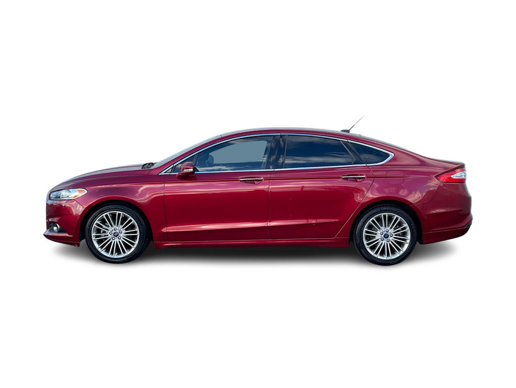 2016 Ford Fusion SE 3