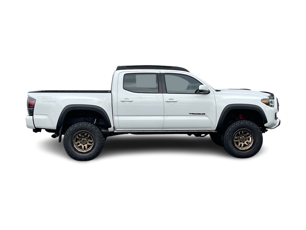 Thumbnail: 2022 Toyota Tacoma - 17