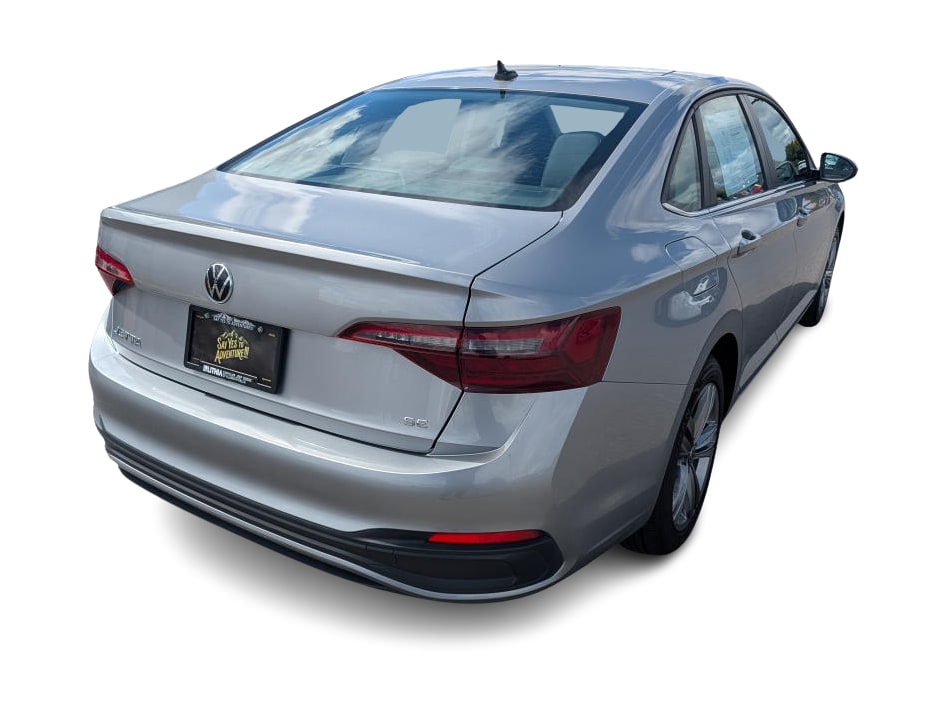 Thumbnail: 2024 Volkswagen Jetta - 16