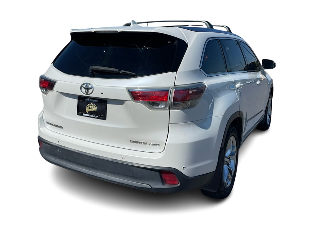 Thumbnail: 2015 Toyota Highlander - 17