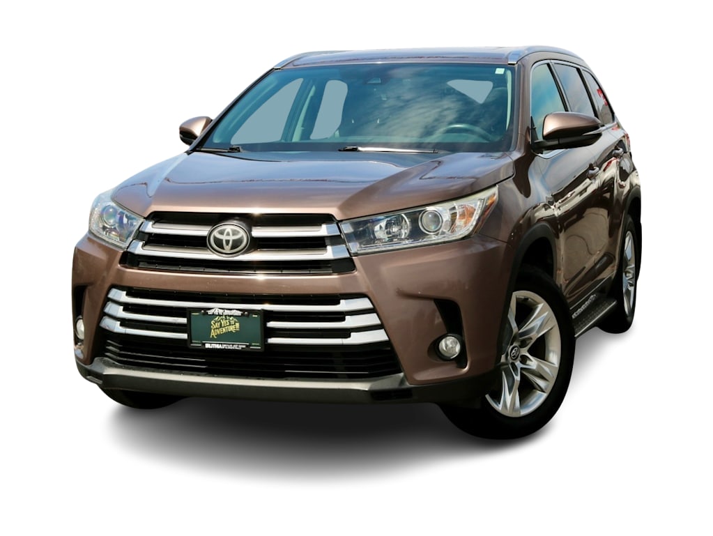 Thumbnail: 2017 Toyota Highlander - 4