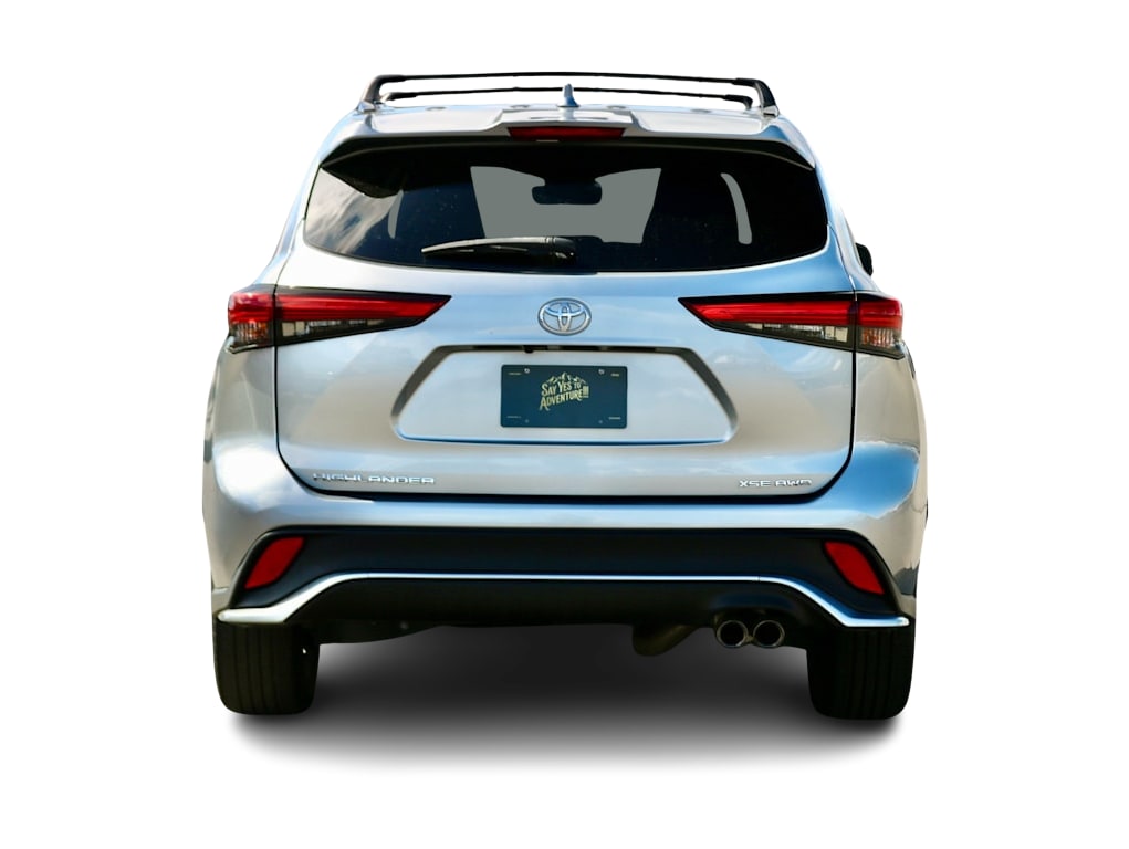 Thumbnail: 2021 Toyota Highlander - 3