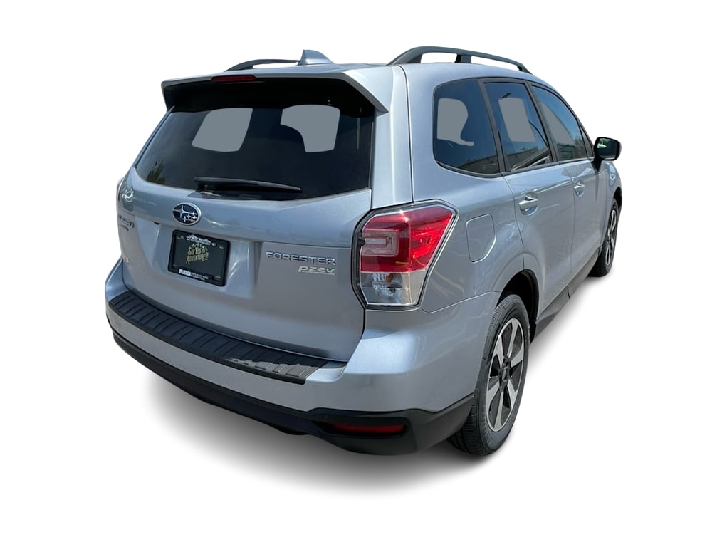 Thumbnail: 2017 Subaru Forester - 10