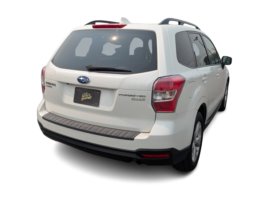 Thumbnail: 2016 Subaru Forester - 10