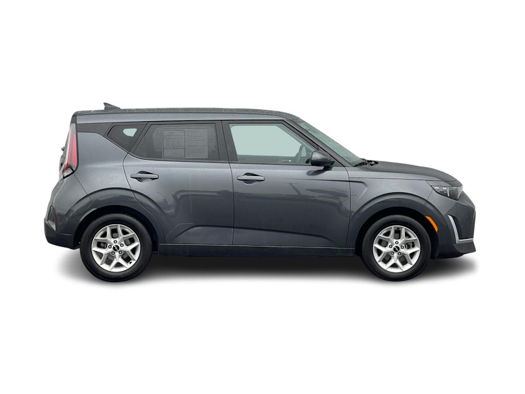 Thumbnail: 2023 Kia Soul - 18