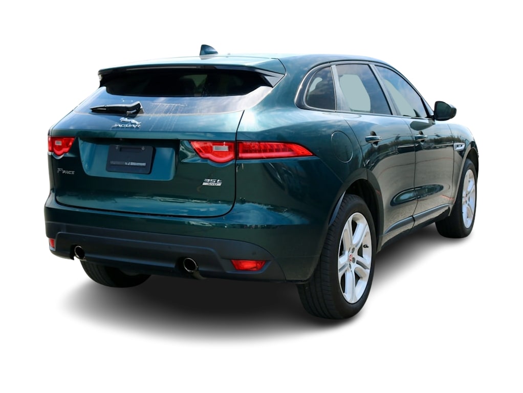 Thumbnail: 2017 Jaguar F-Pace - 8