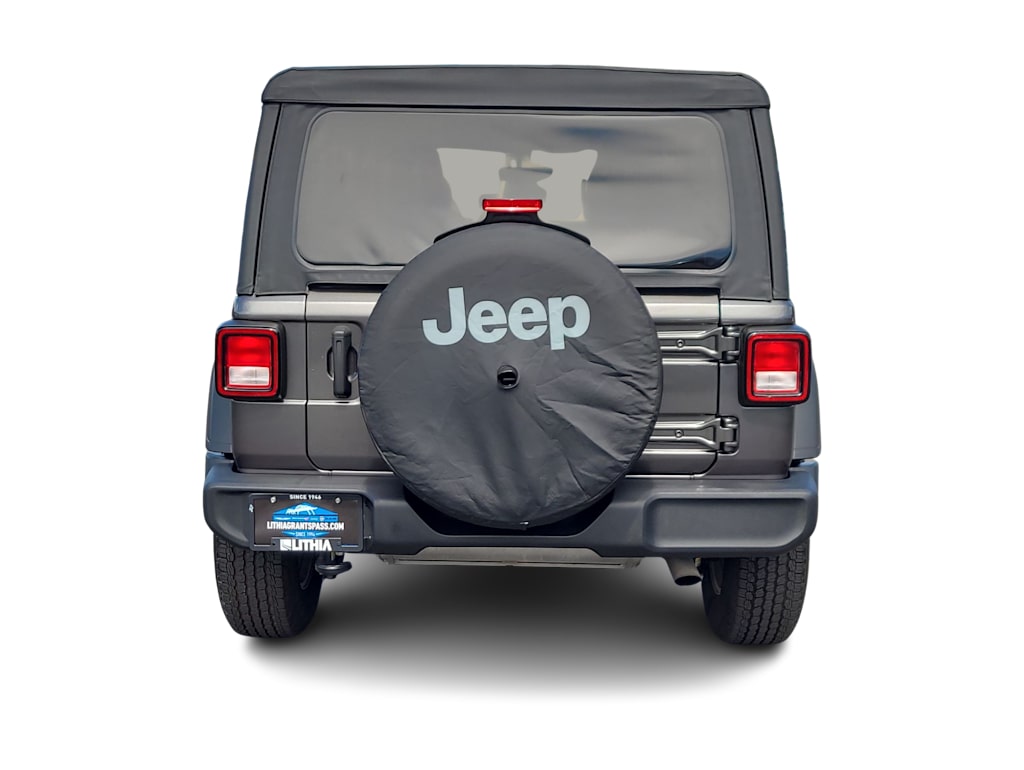 Thumbnail: 2021 Jeep Wrangler - 25