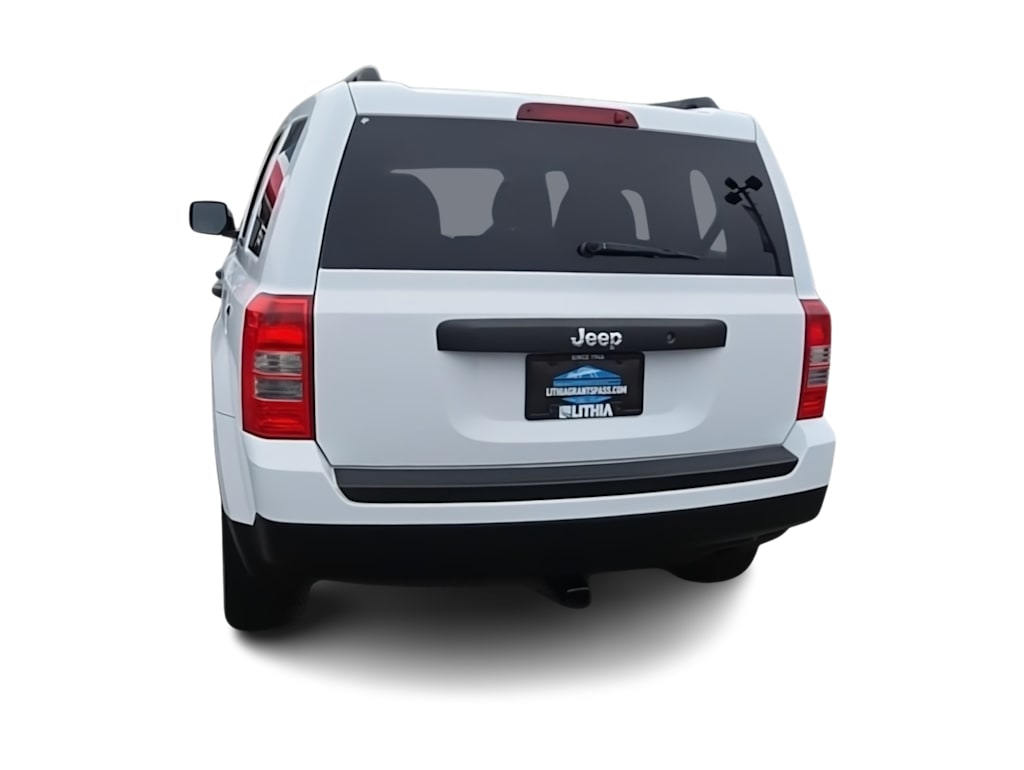 Thumbnail: 2013 Jeep Patriot - 23