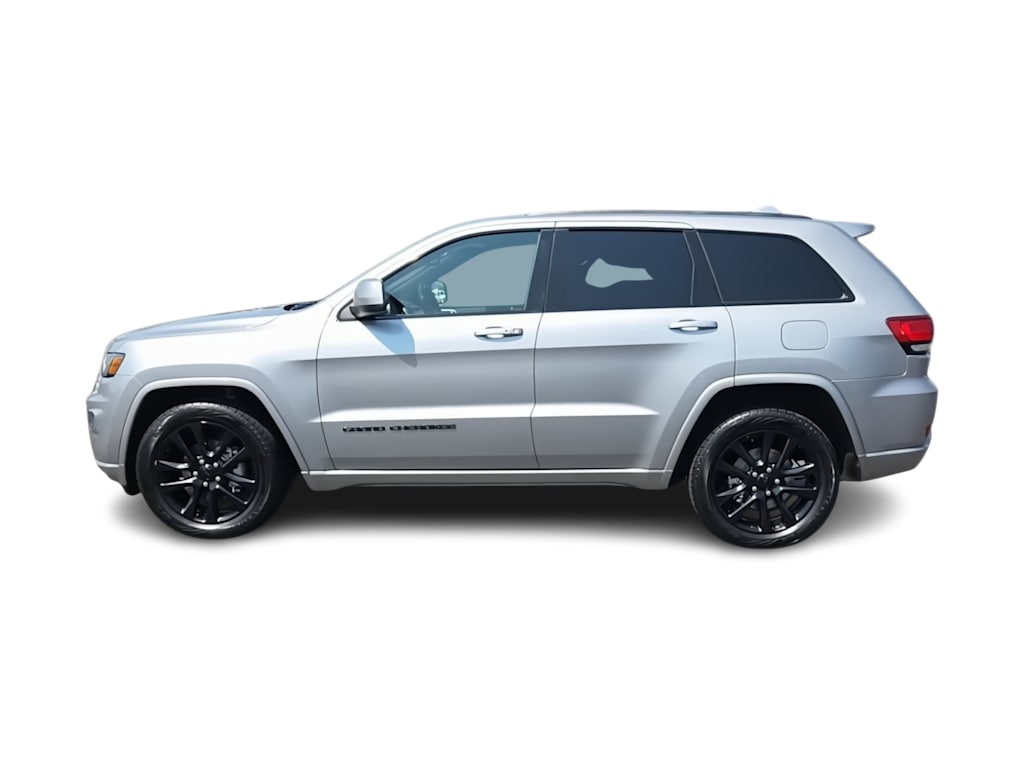 Thumbnail: 2018 Jeep Grand Cherokee - 3