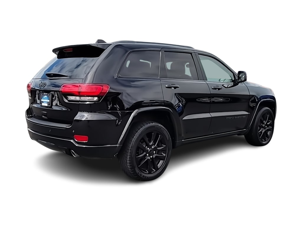 Thumbnail: 2017 Jeep Grand Cherokee - 22