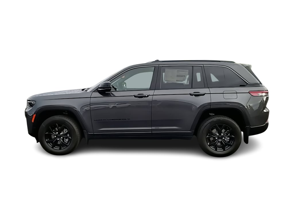 Thumbnail: 2026 Jeep Grand Cherokee - 3
