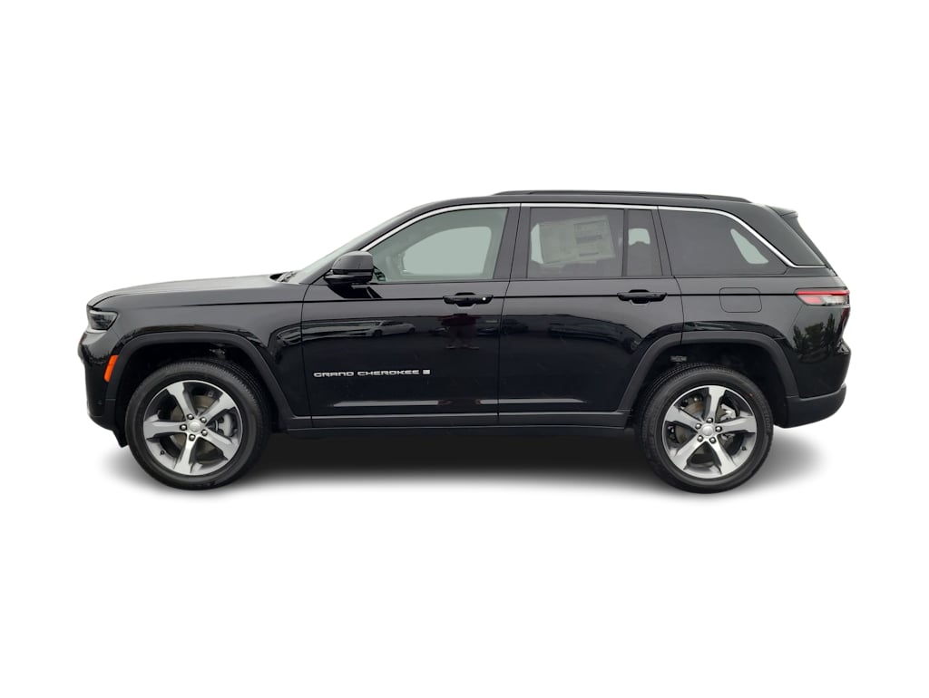 Thumbnail: 2026 Jeep Grand Cherokee - 23