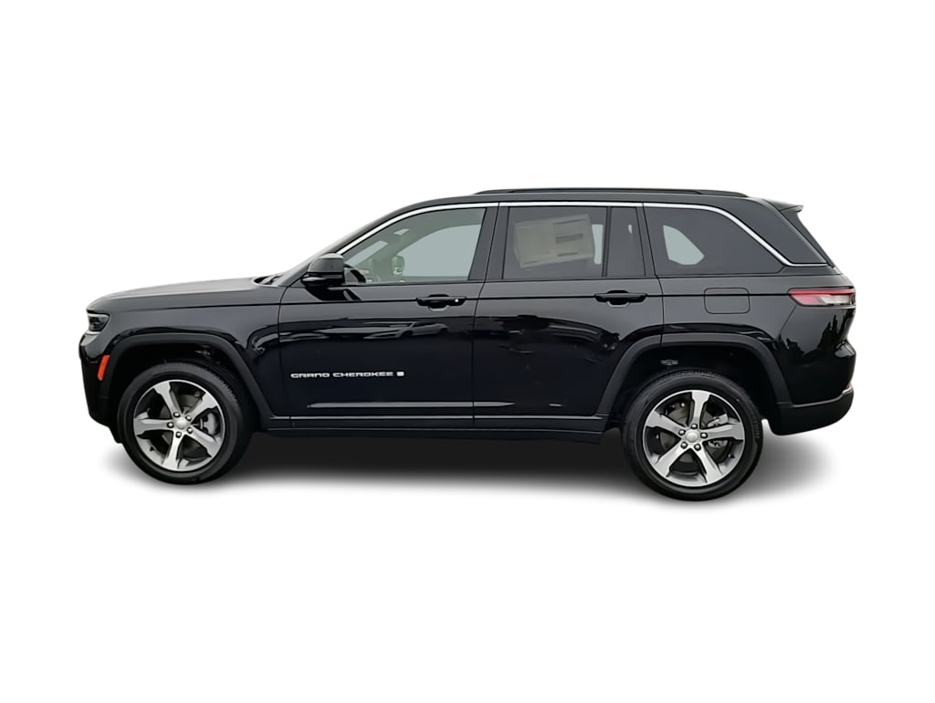 Thumbnail: 2026 Jeep Grand Cherokee - 19