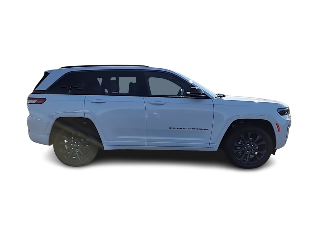 Thumbnail: 2026 Jeep Grand Cherokee - 22