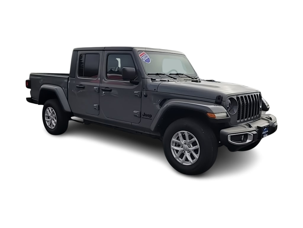 Thumbnail: 2023 Jeep Gladiator - 20