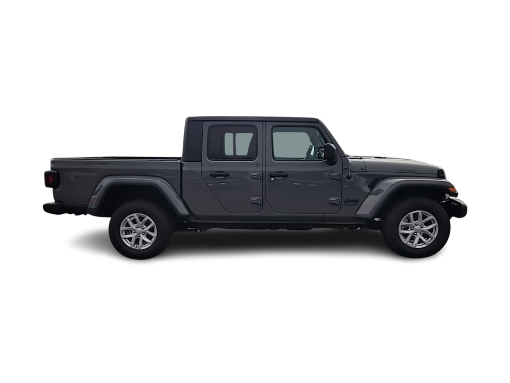 Thumbnail: 2023 Jeep Gladiator - 24