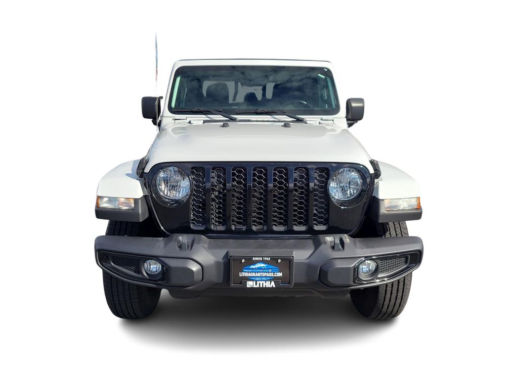 Thumbnail: 2021 Jeep Gladiator - 27