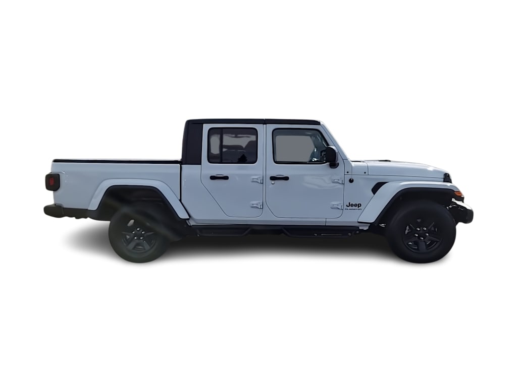 Thumbnail: 2021 Jeep Gladiator - 23