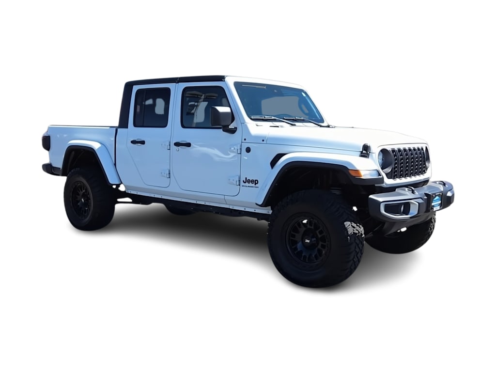 Thumbnail: 2024 Jeep Gladiator - 21