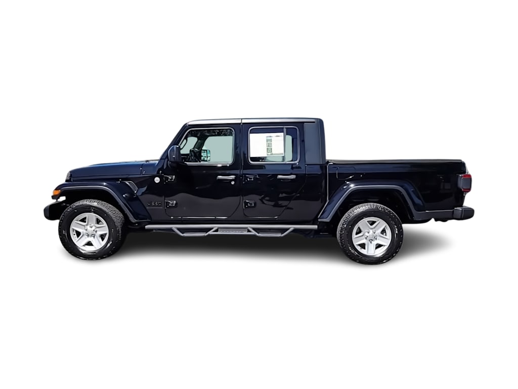 Thumbnail: 2021 Jeep Gladiator - 21