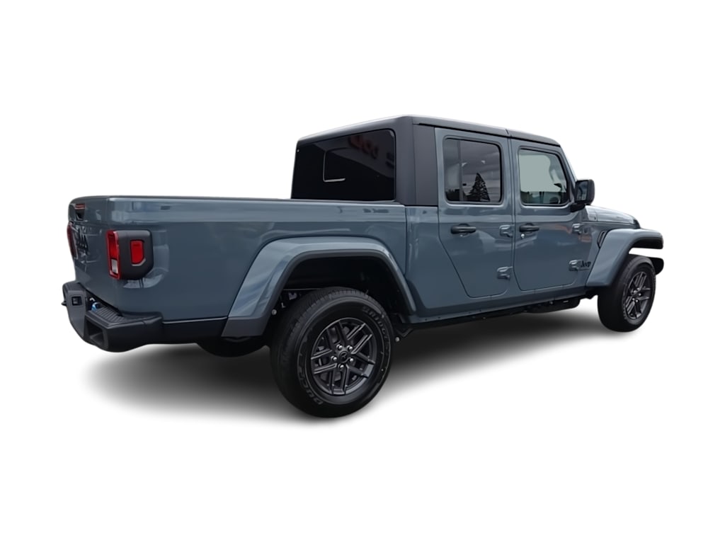 Thumbnail: 2026 Jeep Gladiator - 21
