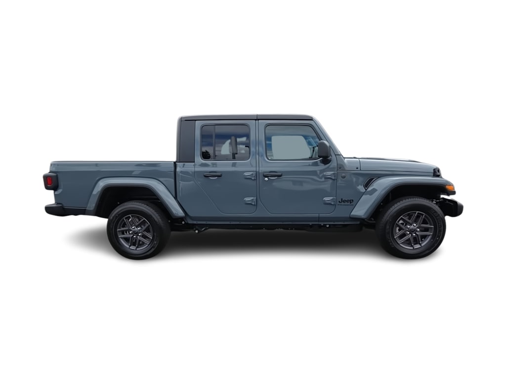 Thumbnail: 2026 Jeep Gladiator - 22