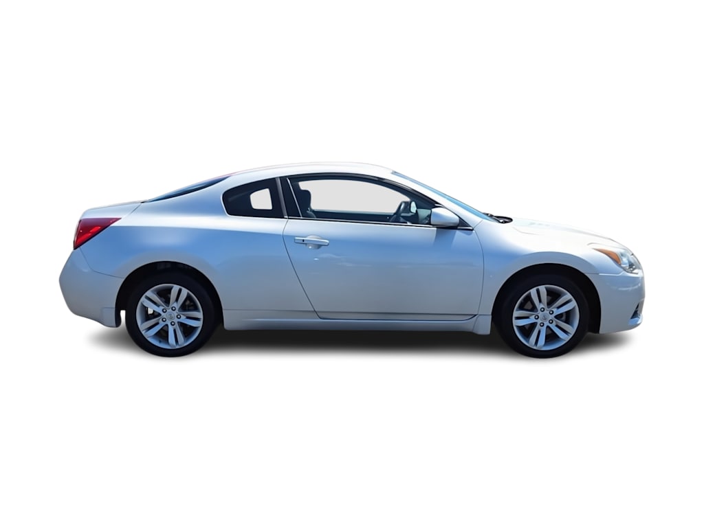 Thumbnail: 2011 Nissan Altima - 22