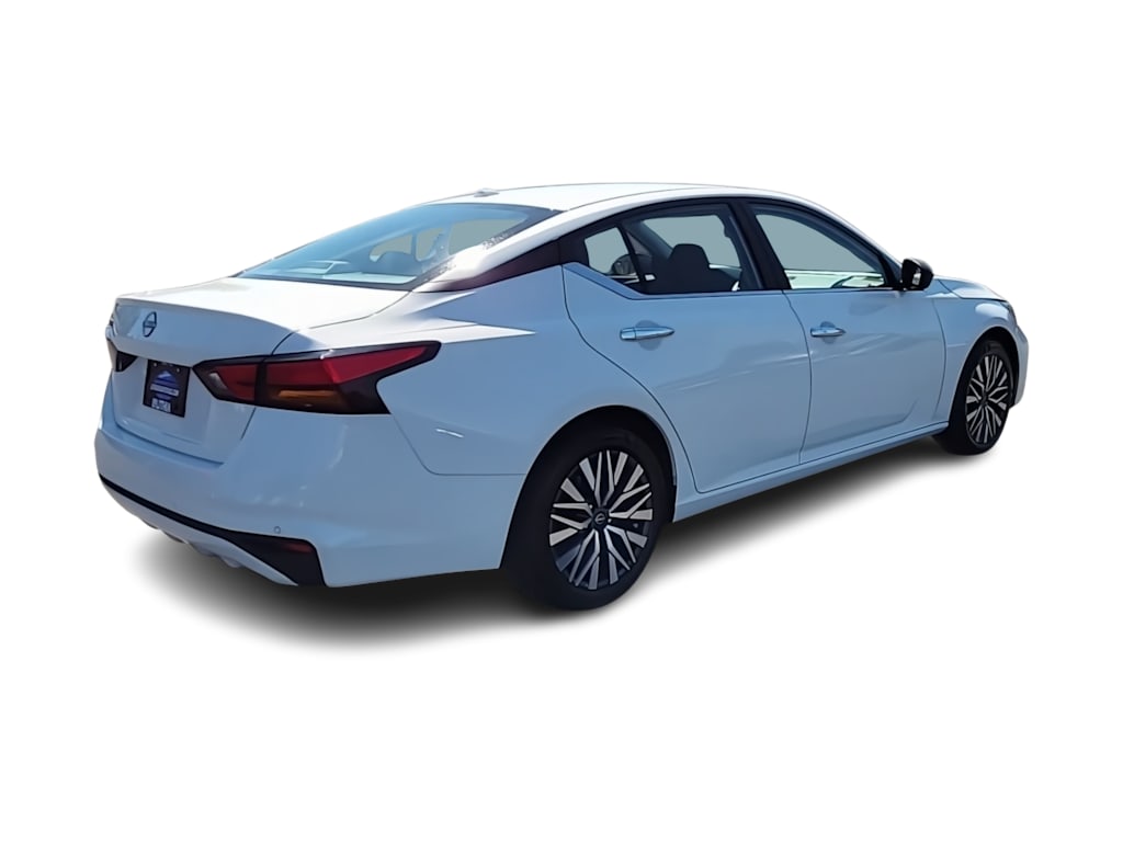 Thumbnail: 2025 Nissan Altima - 22