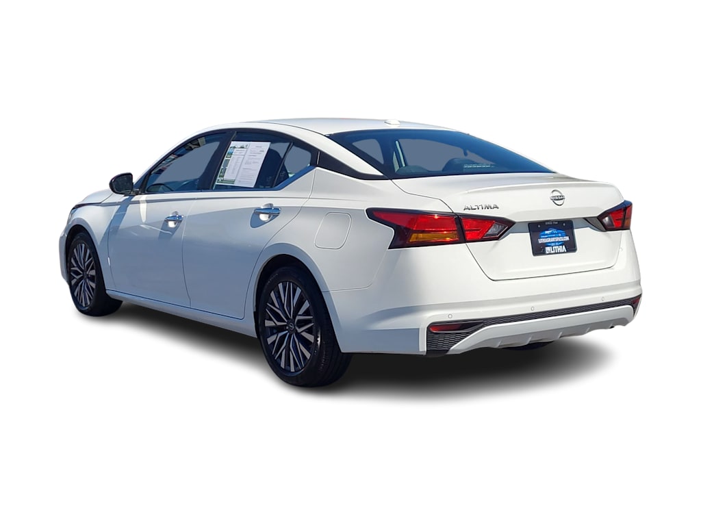 Thumbnail: 2025 Nissan Altima - 25