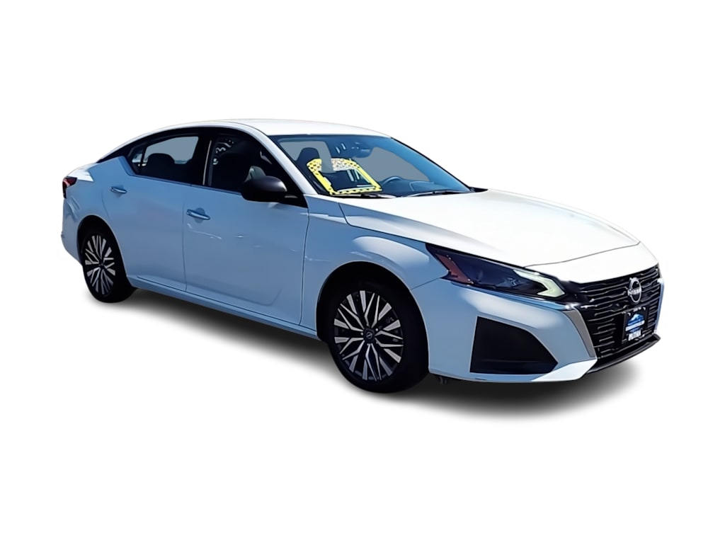 Thumbnail: 2025 Nissan Altima - 20