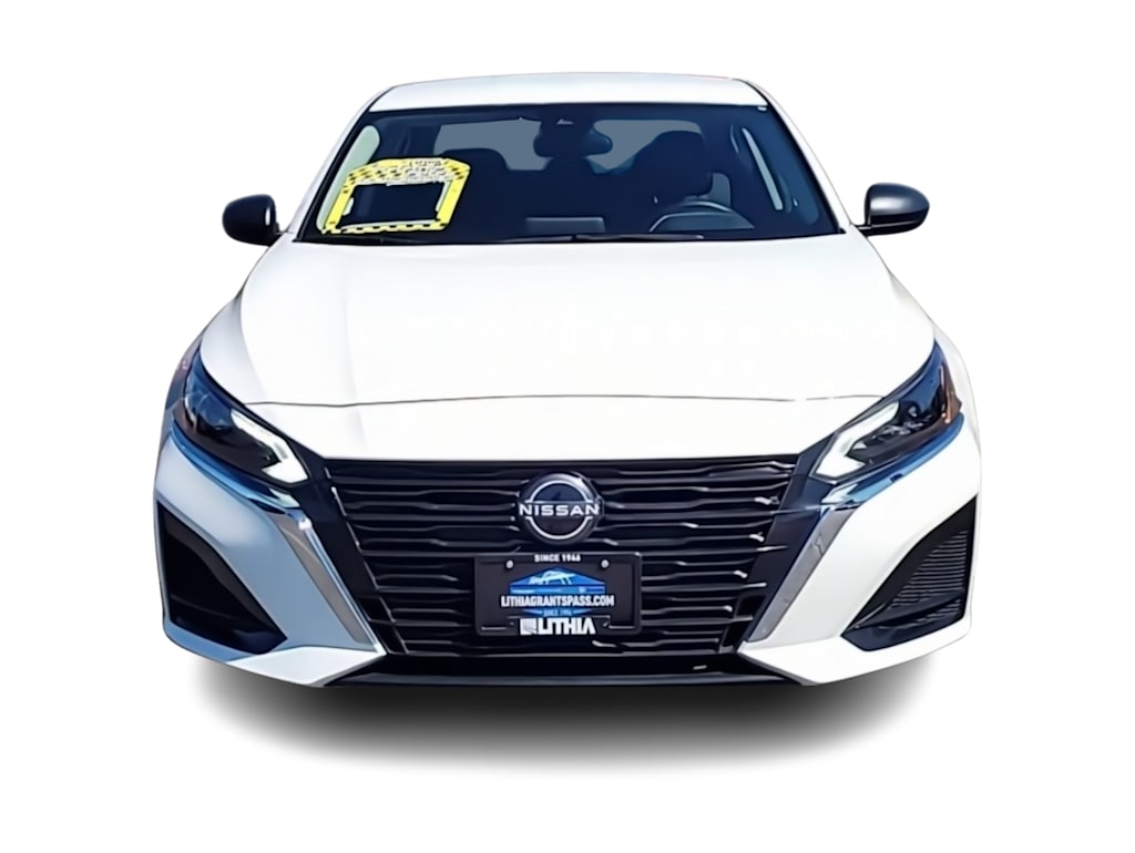 Thumbnail: 2025 Nissan Altima - 6