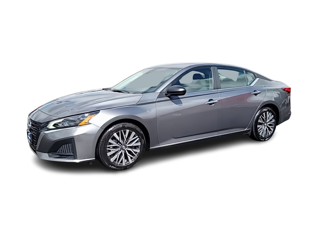 Thumbnail: 2025 Nissan Altima - 3